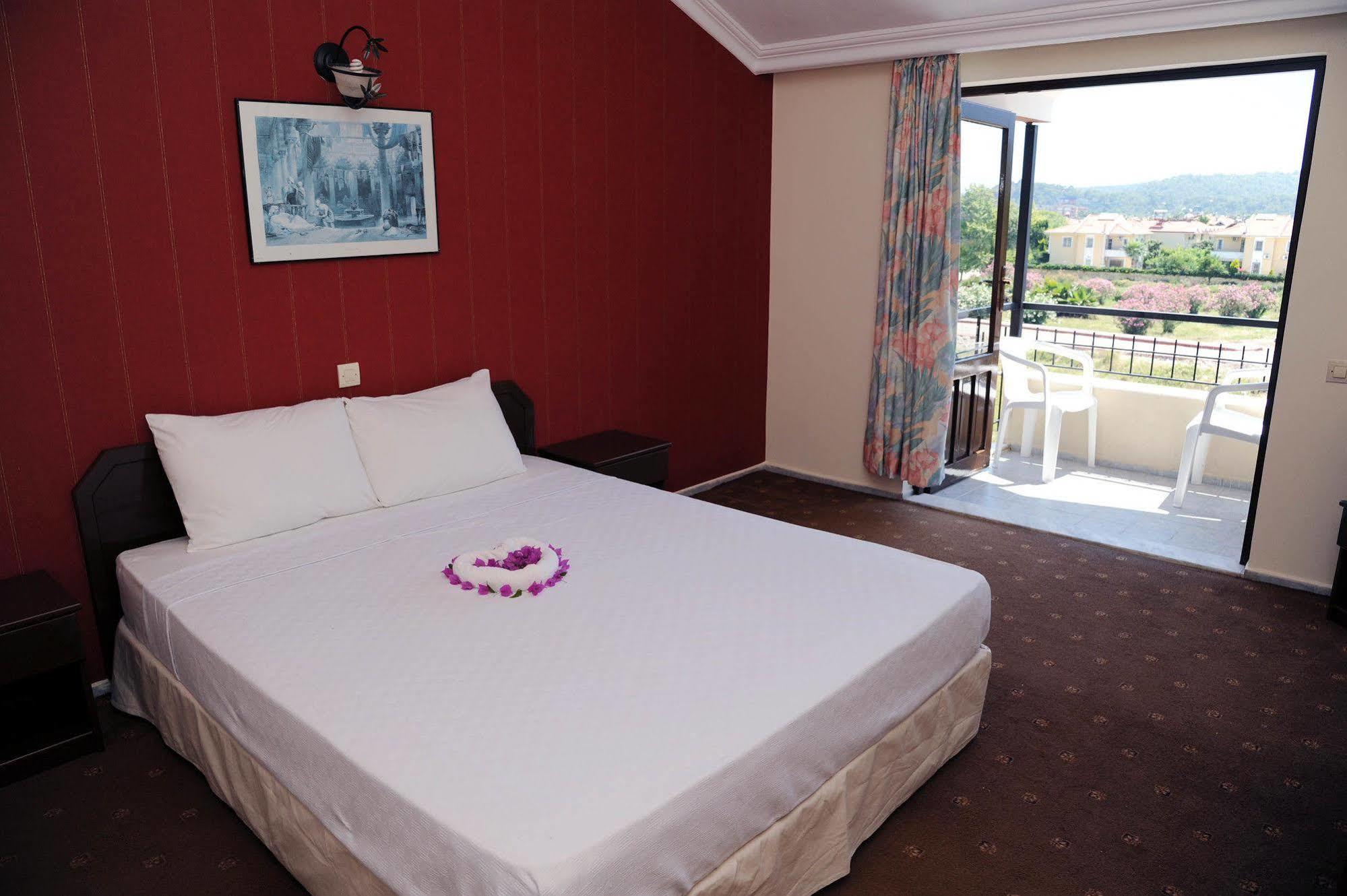 Ilimyra Hotel Çamyuva Екстериор снимка